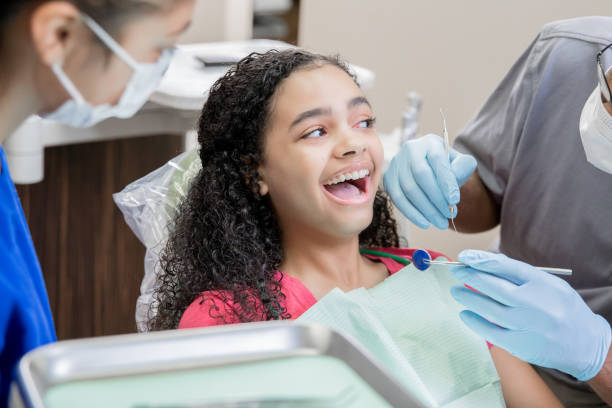 Best Emergency Tooth Extraction  in Oak Lawn, IL